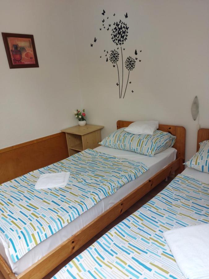 Apartmancentrum Дьюла Екстер'єр фото