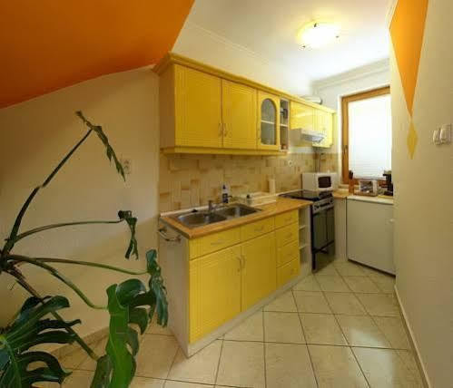 Apartmancentrum Дьюла Екстер'єр фото